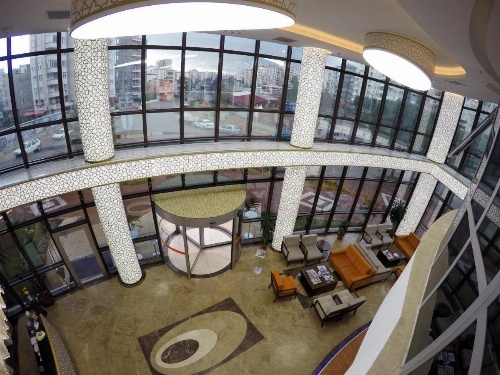 Yol ¿¿ Holiday Adana Otel image 15