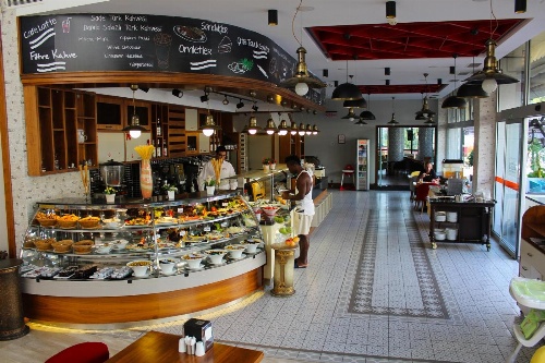 Yol ¿¿ Holiday Adana Otel image 2